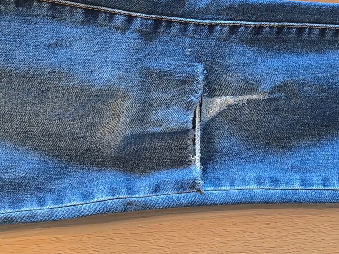 Jean bleu "FB Sister" taille 26 (36) en très bon état "O" - photo numéro 6