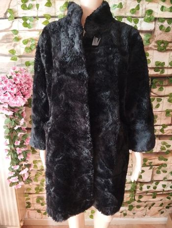 🌸Manteau fourrure noir Burton Taille 38🌸