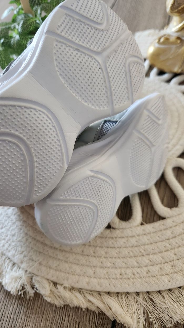 Paire Baskets fille P.19 Primark Grise Rose - photo numéro 9