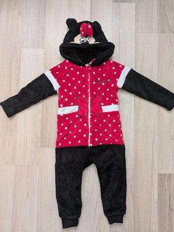 Combinaison sur pyjama Minnie fille 2 ans