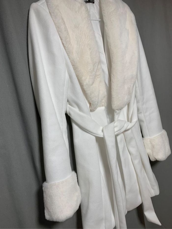 Manteau col fausse fourrure - photo numéro 3