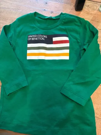 Benetton 12/18 mois tee shirt
