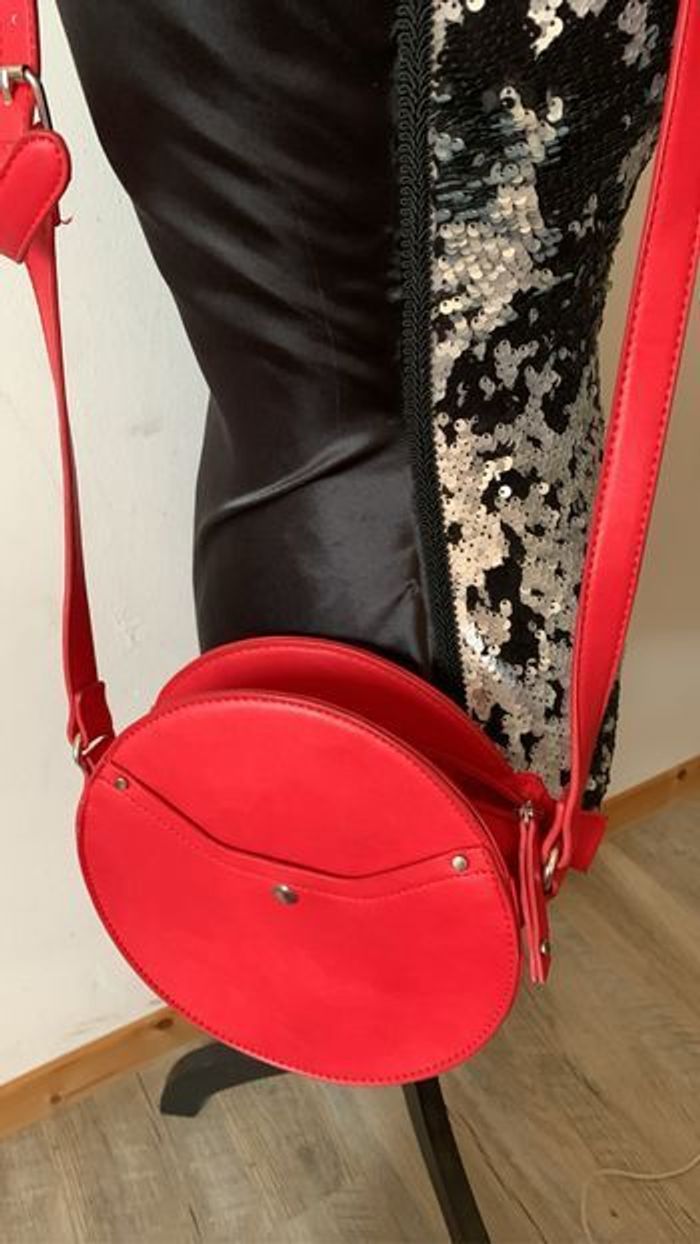 Sac à main différents modèles aux choix - photo numéro 2