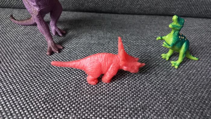 Lot de 3 figurines dinosaures - photo numéro 3