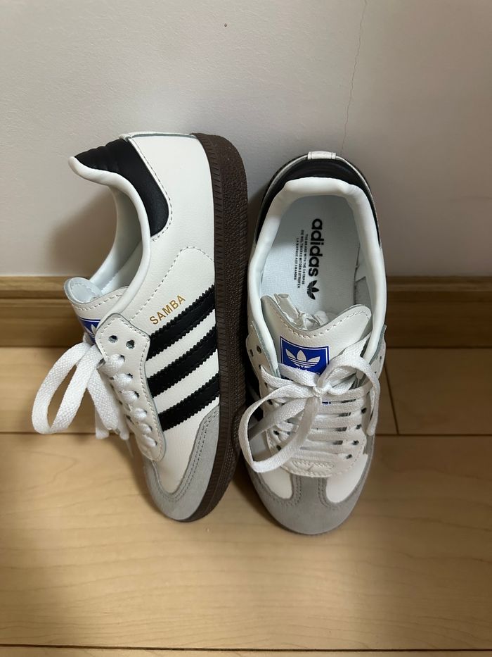 Baskets Adidas Samba taille 39 - photo numéro 2