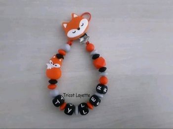 Attache tétine renard