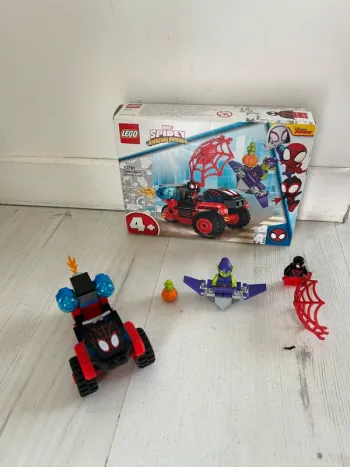 Lego 10781