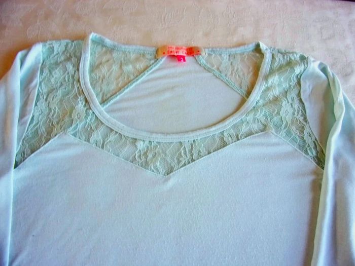 Haut Cache Cache - T.2 - photo numéro 2