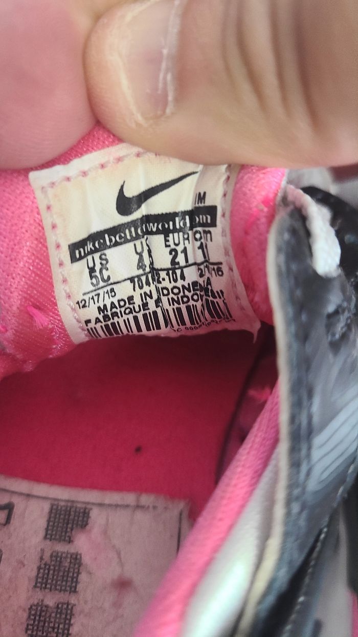 Nike Huarache Bébé Rose Noir Blanche Taille 21 - photo numéro 5
