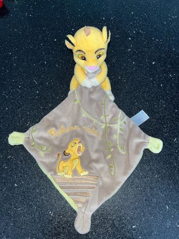 Doudou, Roi Lion, hakuna Matata