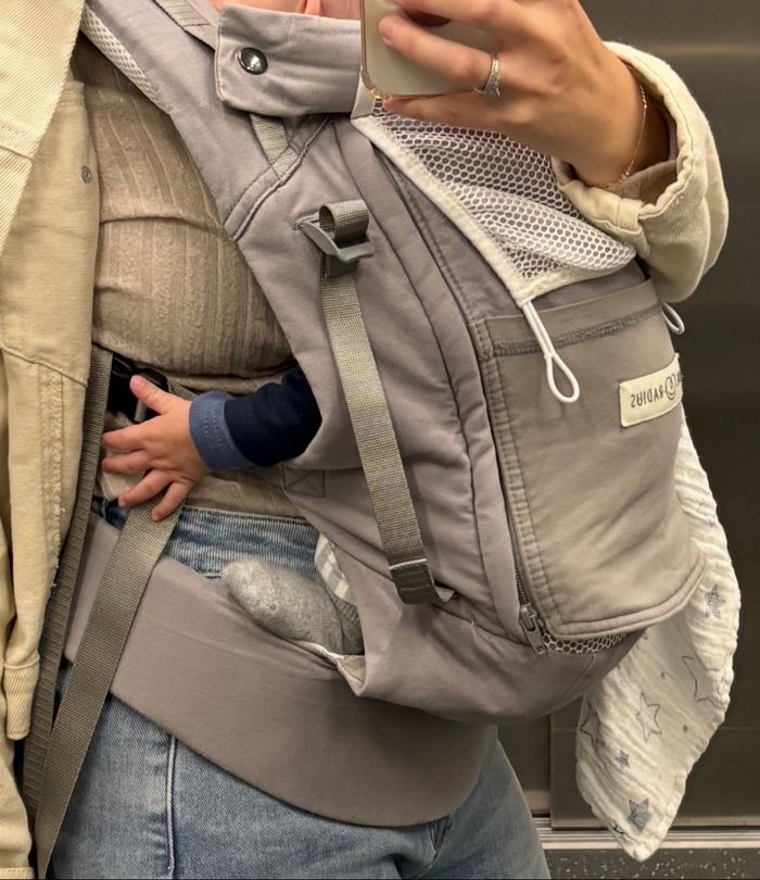 Porte bébé love radius physiocarrier