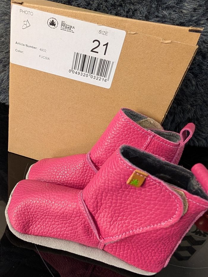 Chaussons en cuir tout doux et souple fille. Taille 21. Neuf. El Naturalista - photo numéro 10