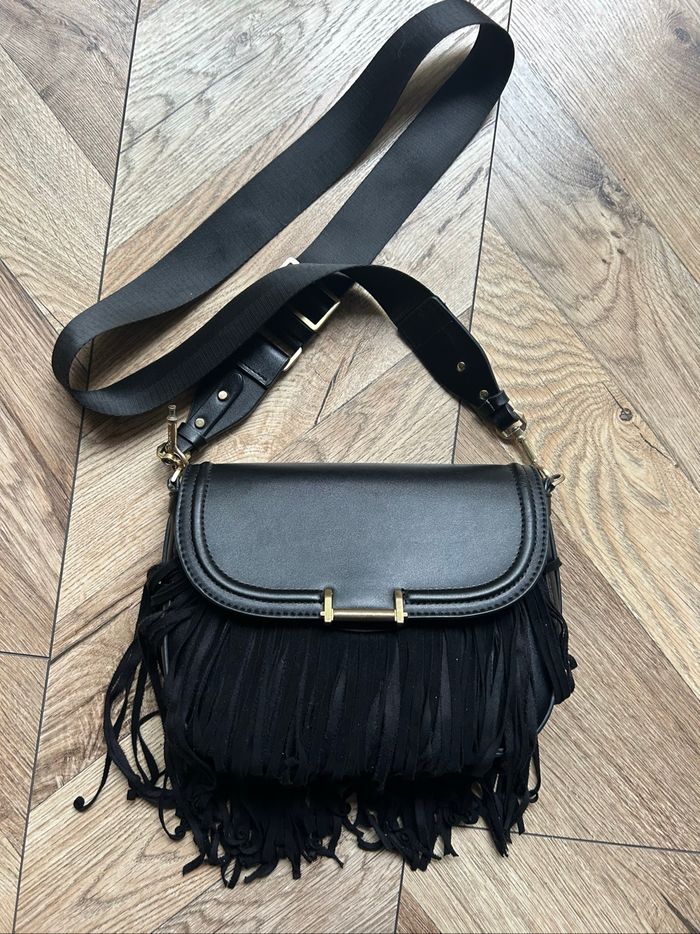 Sac noir à franges de la marque Parfois - photo numéro 9