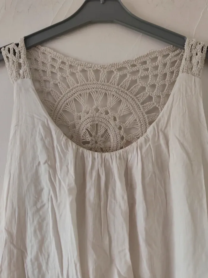 Magnifique robe d'été avec broderie dos taille 38 - photo numéro 3