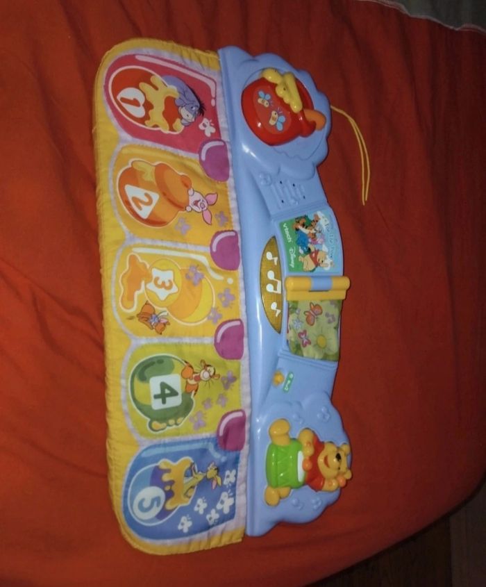 Piano vtech winnie l'ourson