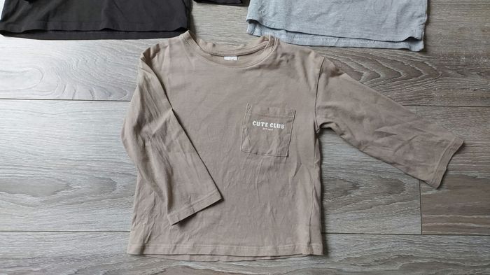 Lot de t-shirts et polo - photo numéro 4