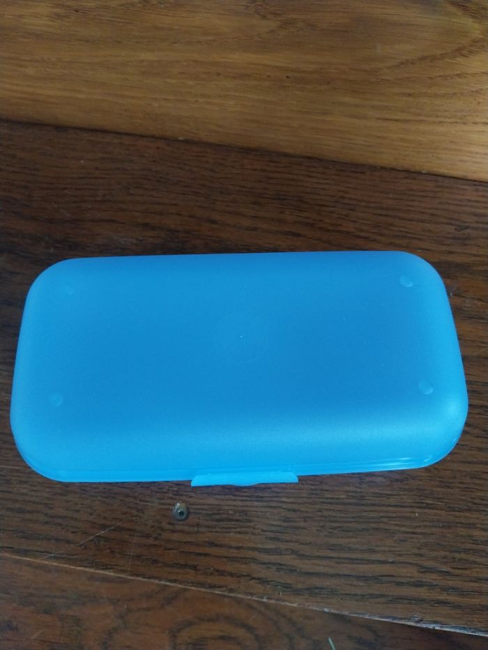 Boîte à goûter ou à bêtises neuve