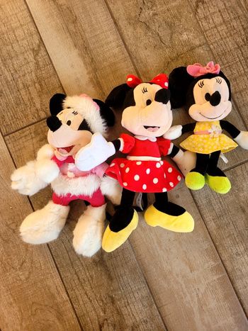 Lot de 3 peluches disney minnie