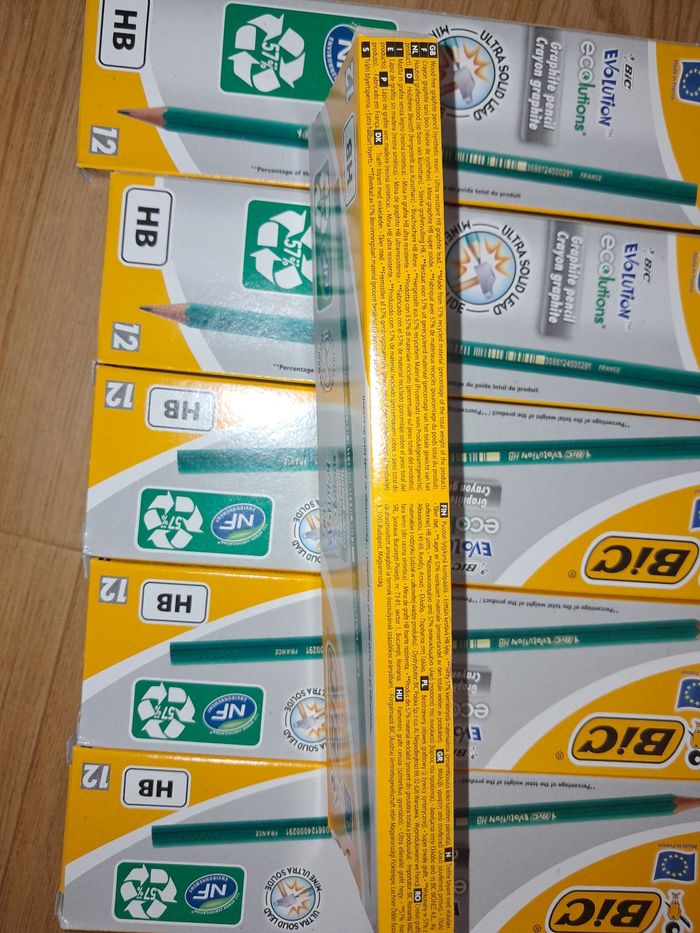 Lot de 72 crayons à papier BIC neufs 6 boites - photo numéro 2