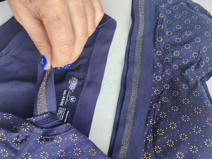 Brassière bretelles ajustables marine et doré U essentiel Taille 38-40 - photo numéro 3
