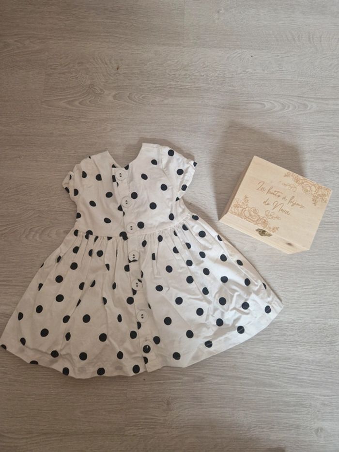 Superbe robe de cérémonie blanche à gros pois noir - photo numéro 4