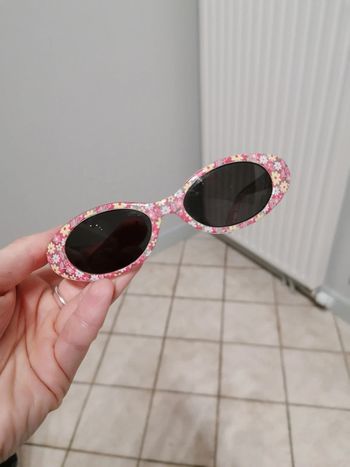 Lunette de soleil bébé