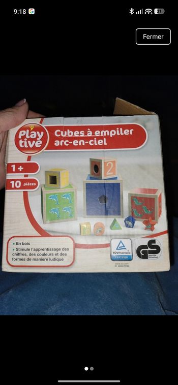Cube a empiler 