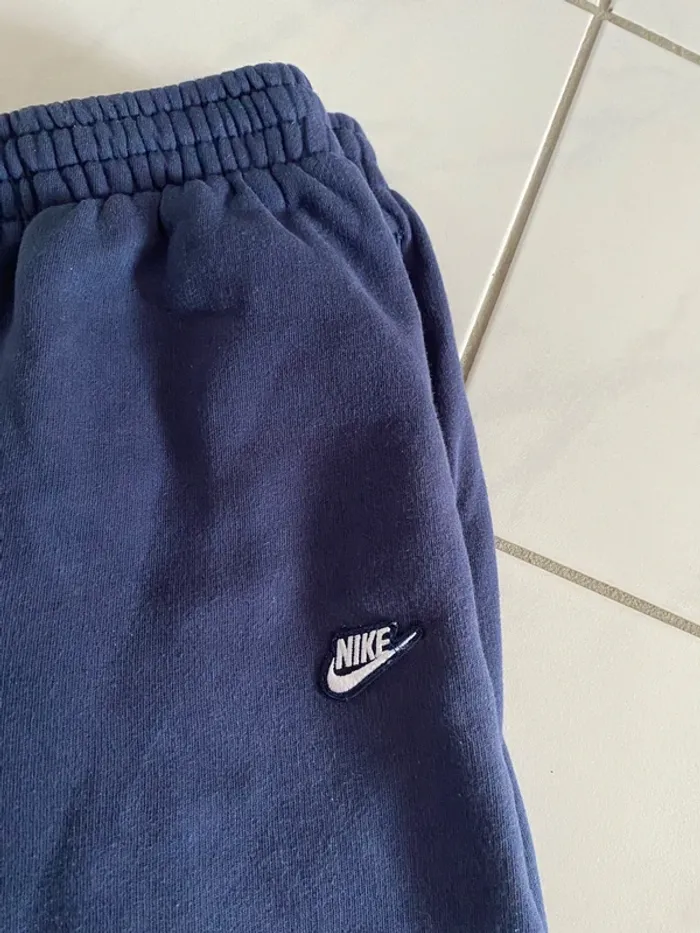 Jogging Nike vintage bleu marine – Pièce rare & stylée ! - photo numéro 3