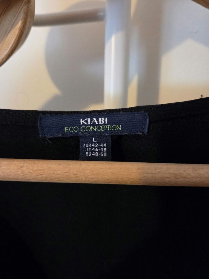 Robe noire avec ceinture - photo numéro 2