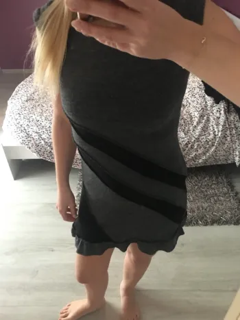 Robe asymétrique sans manches