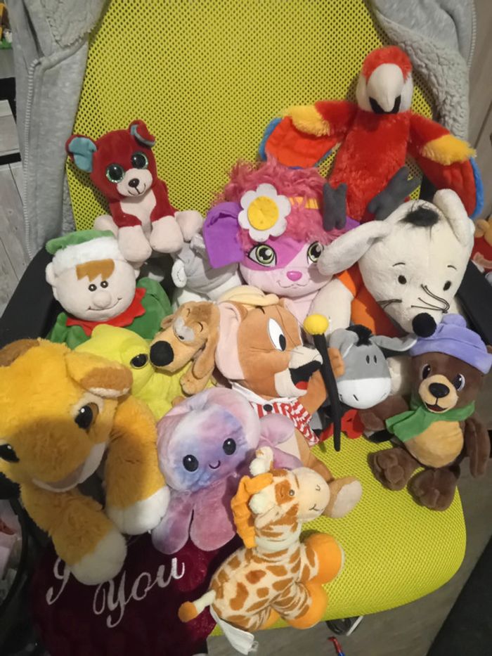 Lot de 15 peluches neufs/tbe et be