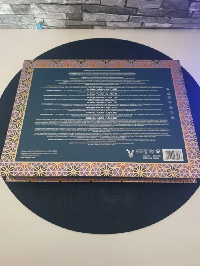 Coffret maquillage avec miroir - photo numéro 3