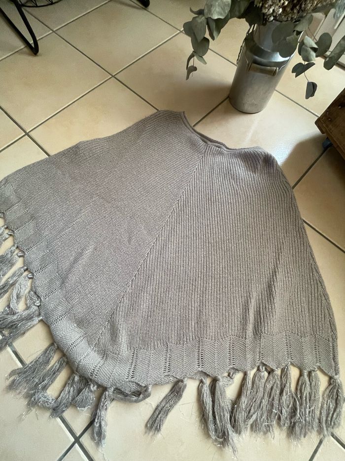 Poncho Naf Naf - photo numéro 4