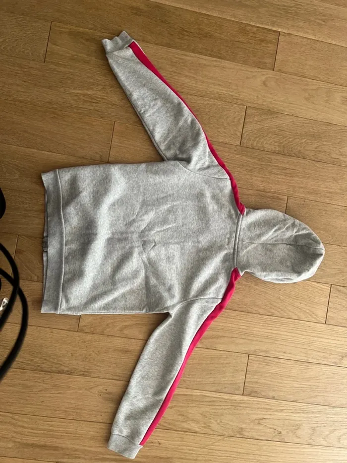 Sweat fille puma minions 12 ans gris et rose très bon état - photo numéro 8