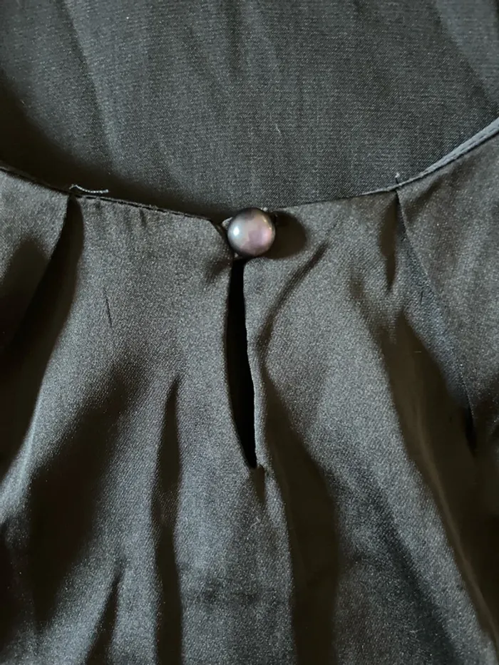 Haut femme noir - photo numéro 3