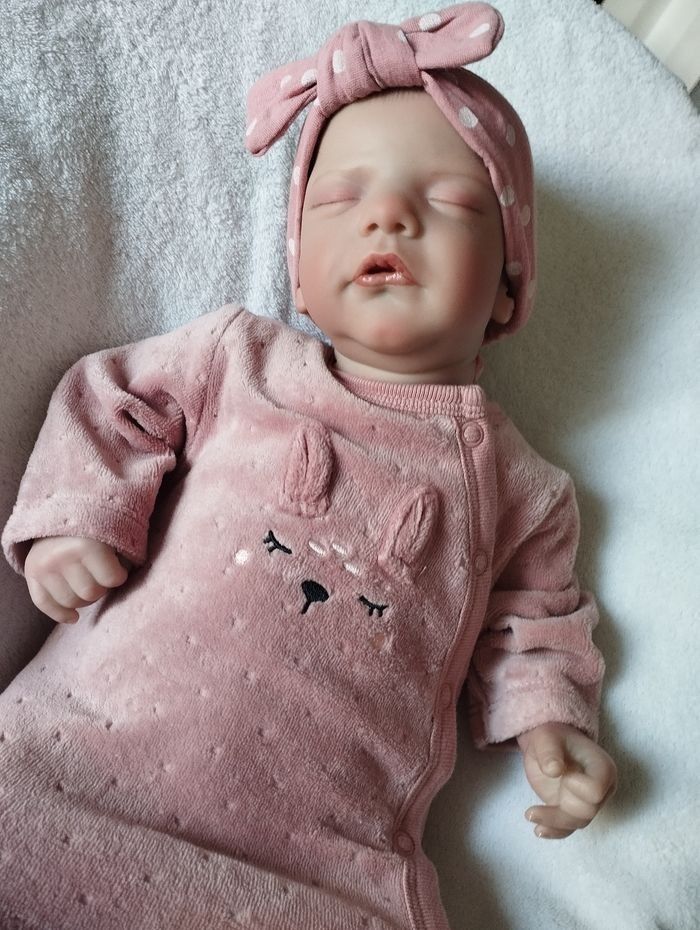 Bébé reborn - photo numéro 4