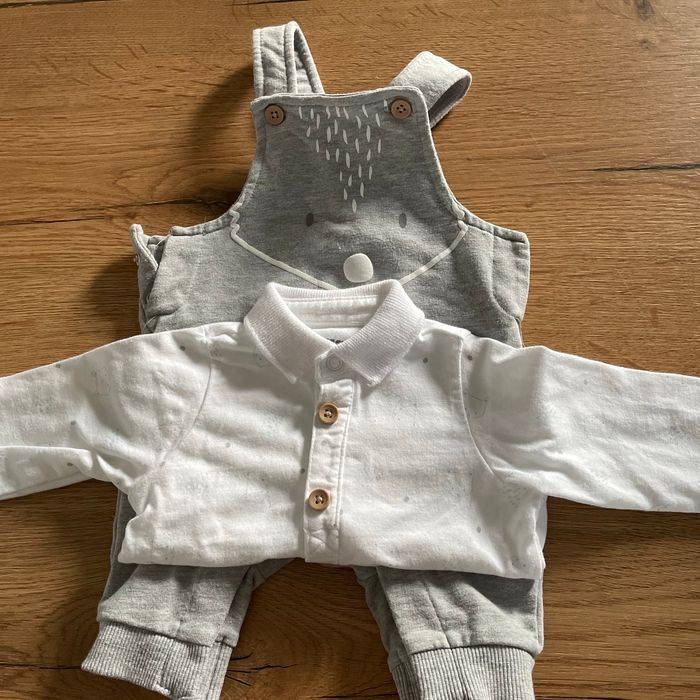Ensemble salopette + teeshirt