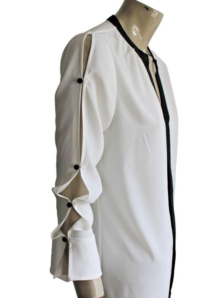 tunique blouse tissu  fluide  marque 1.2.3. taille indiquée 36 peut aller a un petit 38 - photo numéro 3