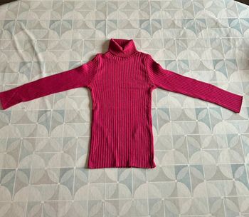 Pull fille - 10 ans - Vynil fraise - en très bon état