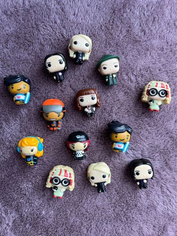 Lot petites figurines funko