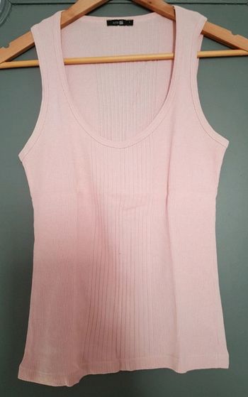 Débardeur rose sans manches