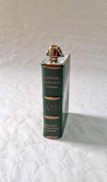Bouteille de Cognac  , Bicentenaire de l'empereur Napoléon  , Porcelaine