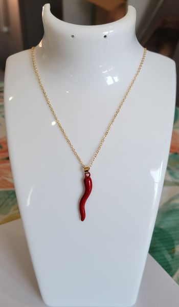 COLLIER PIMENT ROUGE ! NEUF !