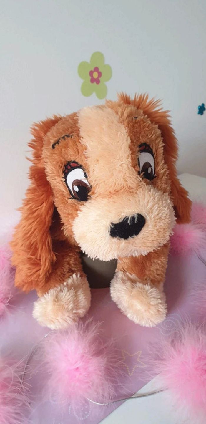 Superbe peluche doudou la belle et le clochard Disneyland Paris collection