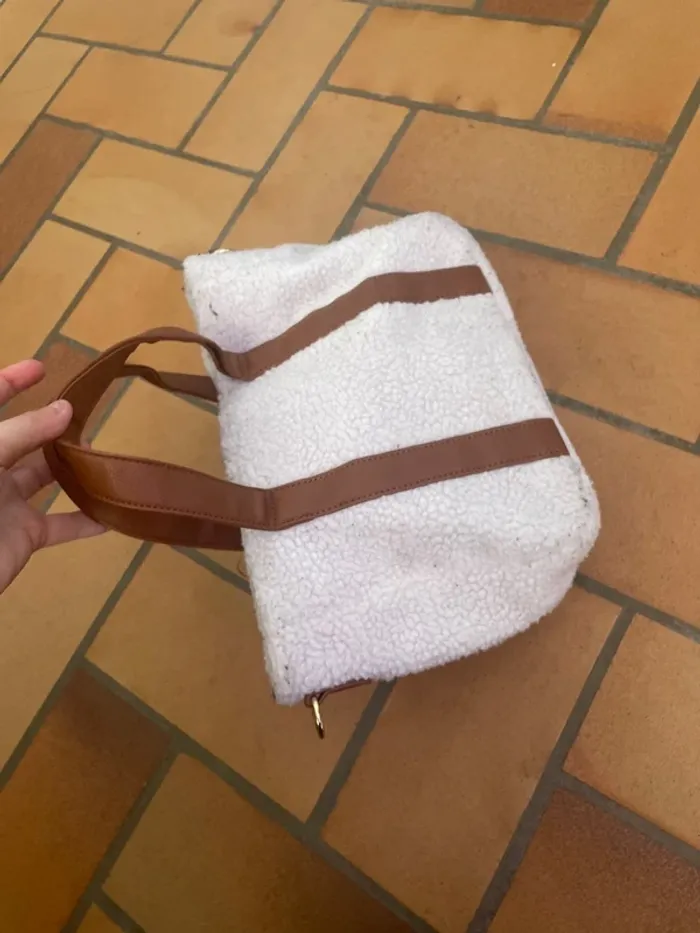 Petit sac moumoute - photo numéro 2