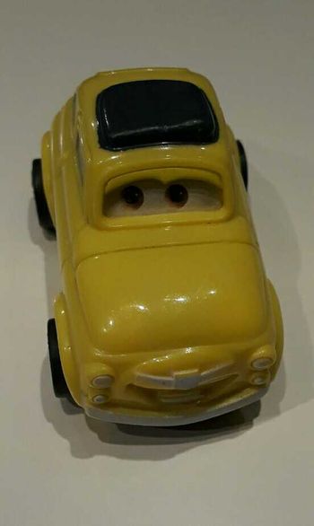 Voiture à friction