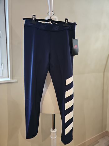 Legging court New Balance femme M – capri genou – neuf avec étiquette – sport