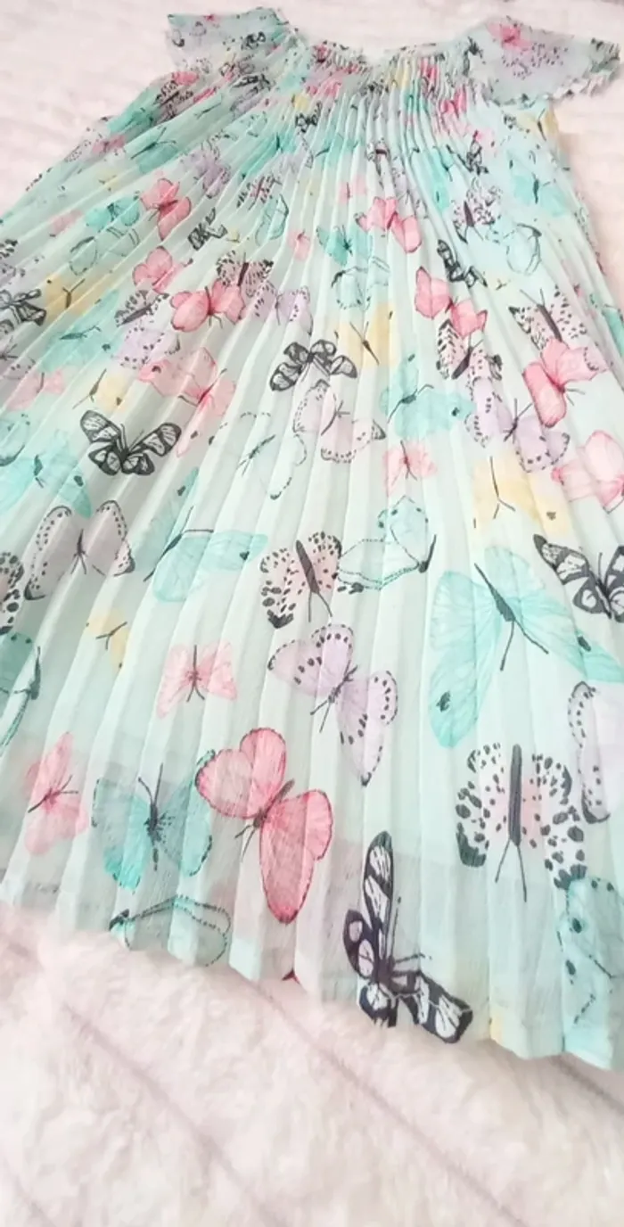 Robe H&M 128 cm - photo numéro 3