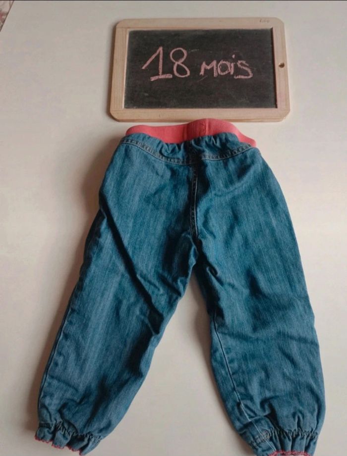 Pantalon doublé Absorba taille 18 mois en très bon état - photo numéro 3