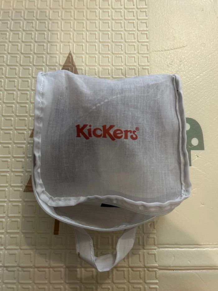 Bottes taille 6-10 mois ( 19/20)